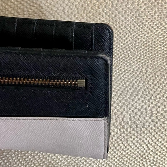 Kate Spade Black & Tan Color Block Wallet - Picture 5 of 8